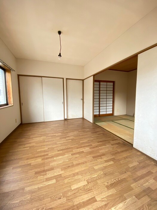 物件内観写真10　(居室)