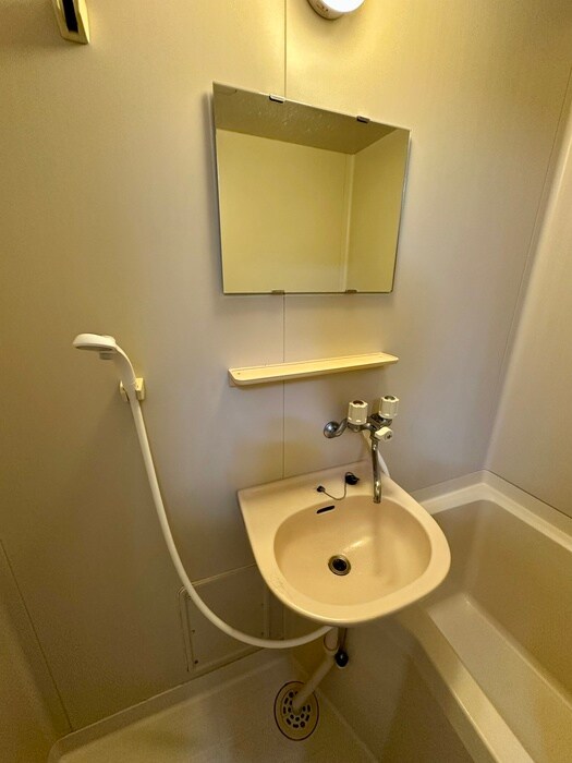 物件内観写真13　(洗面)