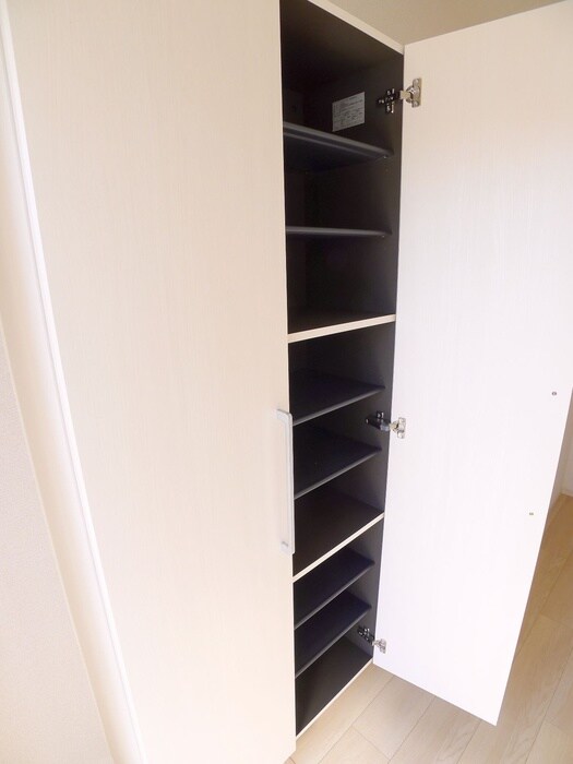 物件内観写真19　(靴箱)