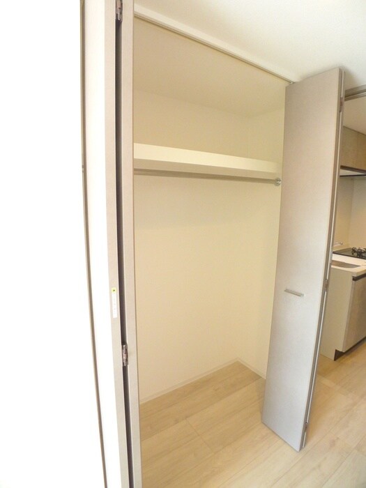 物件内観写真13　(収納)