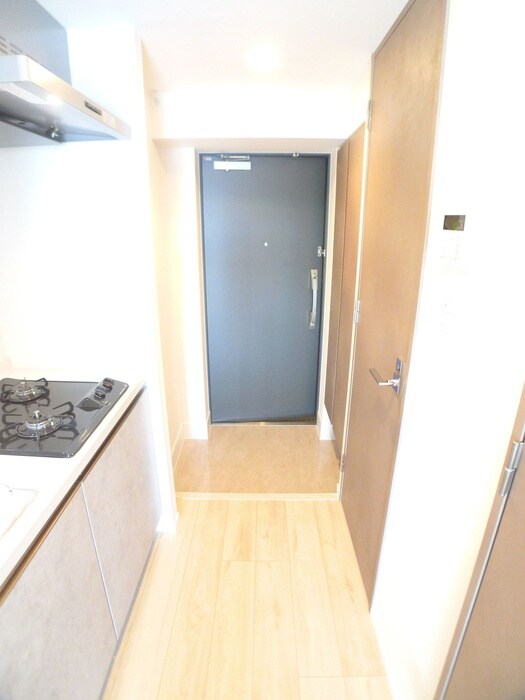 物件内観写真17　(廊下)