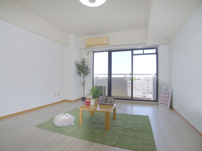 物件内観写真7　(居室)