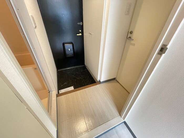 物件内観写真17　(廊下)