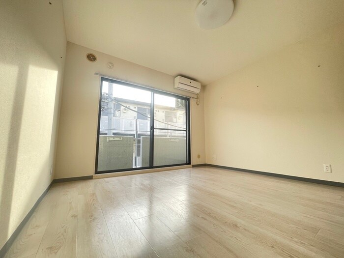 物件内観写真22　(居室)