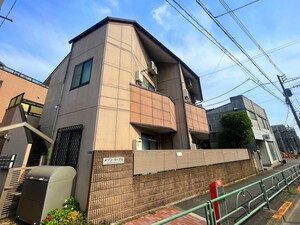 メゾン・リ－ブル外観写真