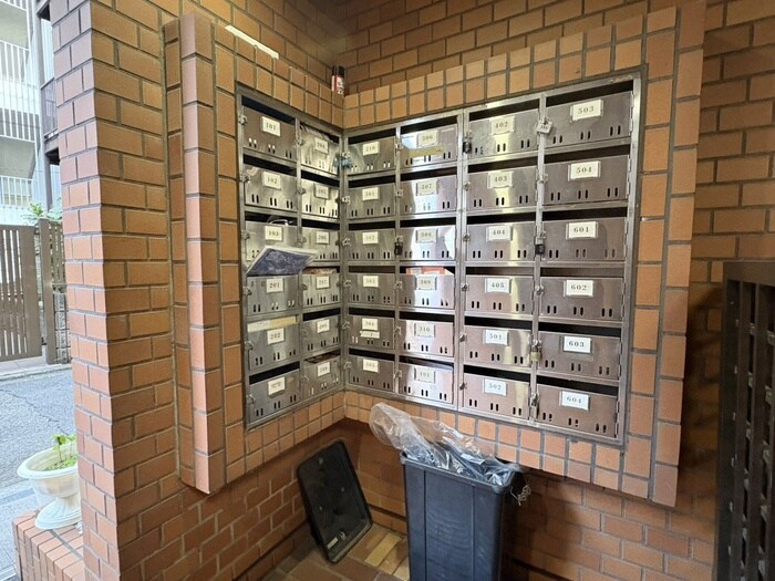 物件外観写真3　(建物設備)