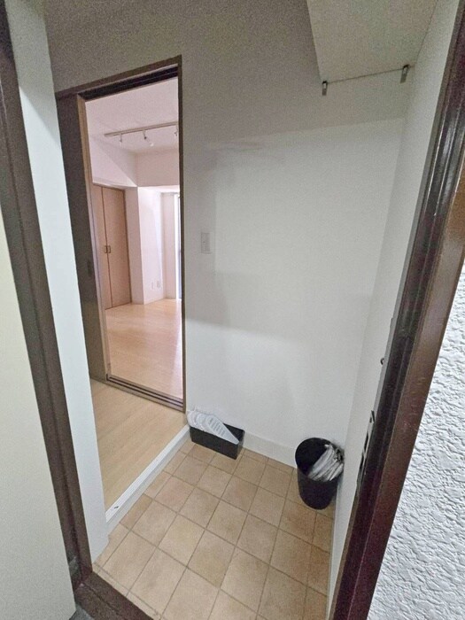 物件内観写真22　(玄関)