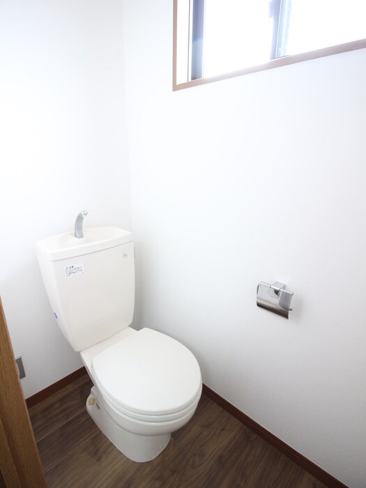 物件内観写真11　(トイレ)