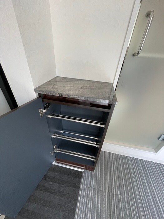 物件内観写真18　(靴箱)