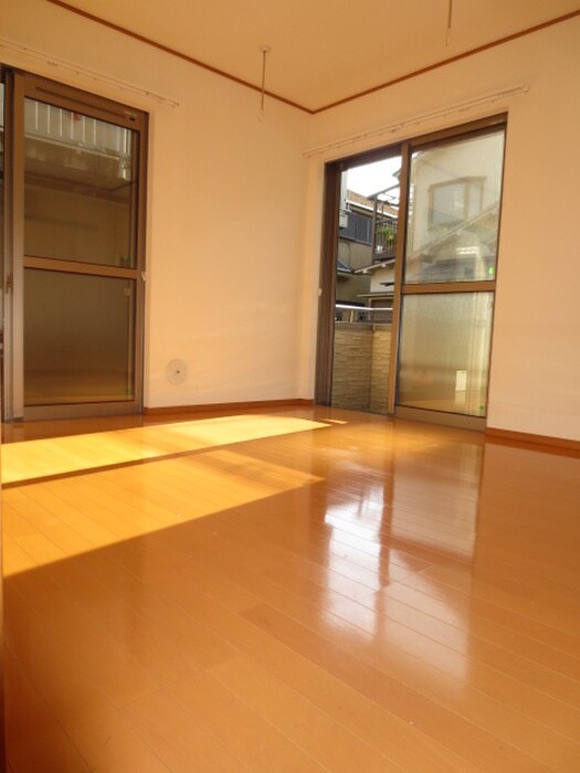 物件内観写真9　(居室)