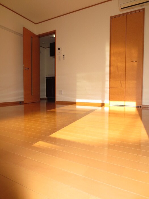 物件内観写真13　(居室)