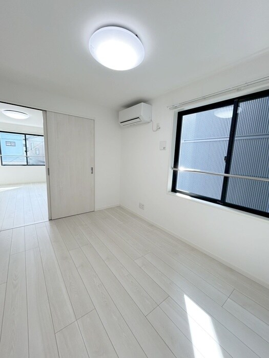 物件内観写真9　(居室)