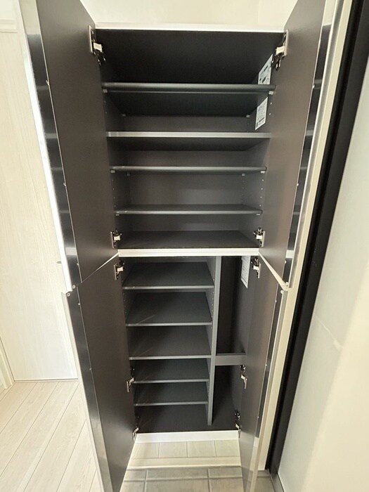 物件内観写真16　(靴箱)