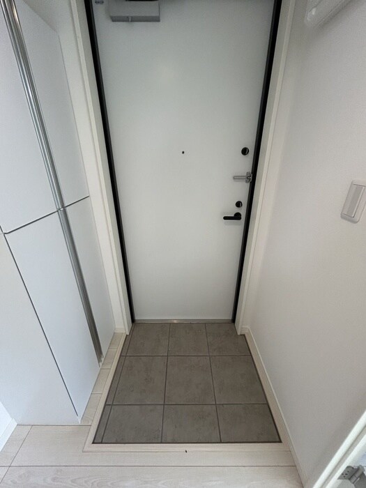 物件内観写真17　(玄関)