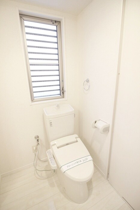 物件内観写真13　(トイレ)