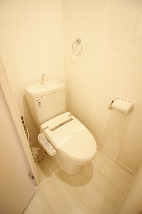 物件内観写真14　(トイレ)