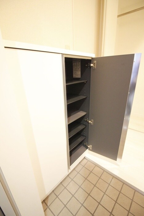 物件内観写真18　(靴箱)