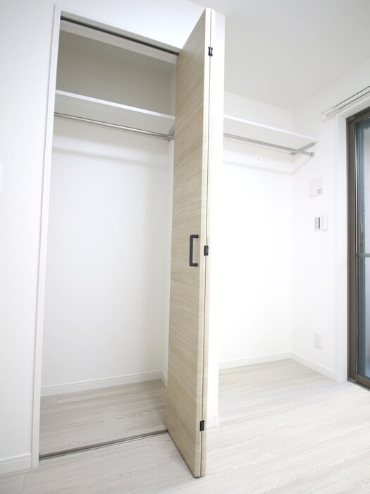 物件内観写真10　(収納)