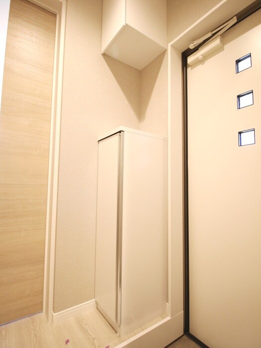 物件内観写真16　(靴箱)