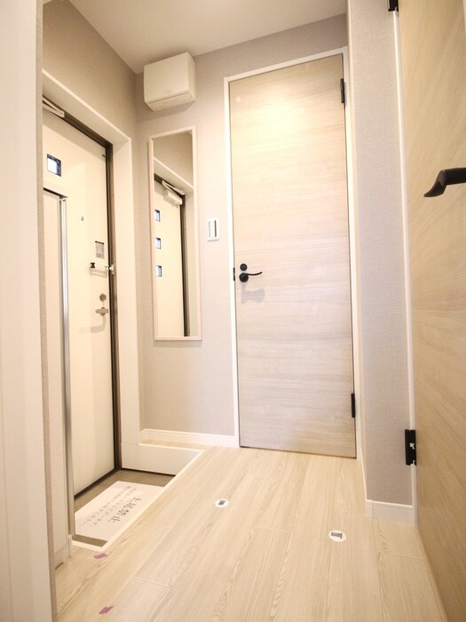 物件内観写真18　(廊下)