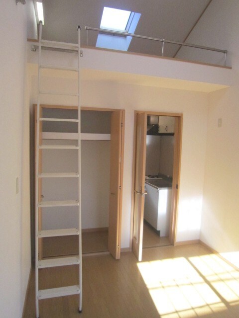 物件内観写真15　(居室)