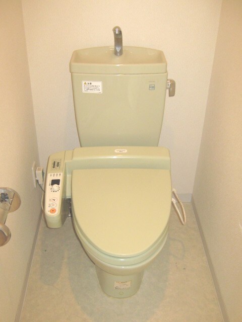 物件内観写真15　(トイレ)