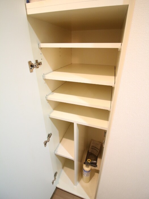 物件内観写真15　(靴箱)