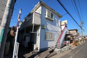ヴィアベネット上鶴間外観写真