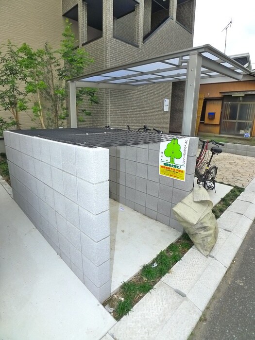 物件外観写真3　(建物設備)