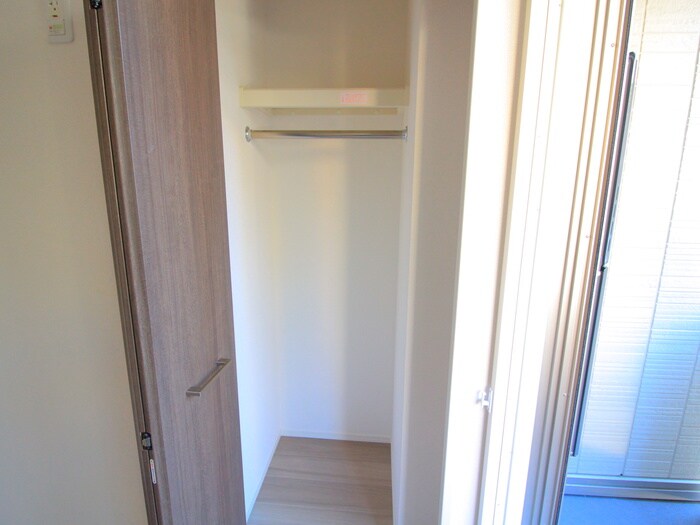 物件内観写真7　(収納)