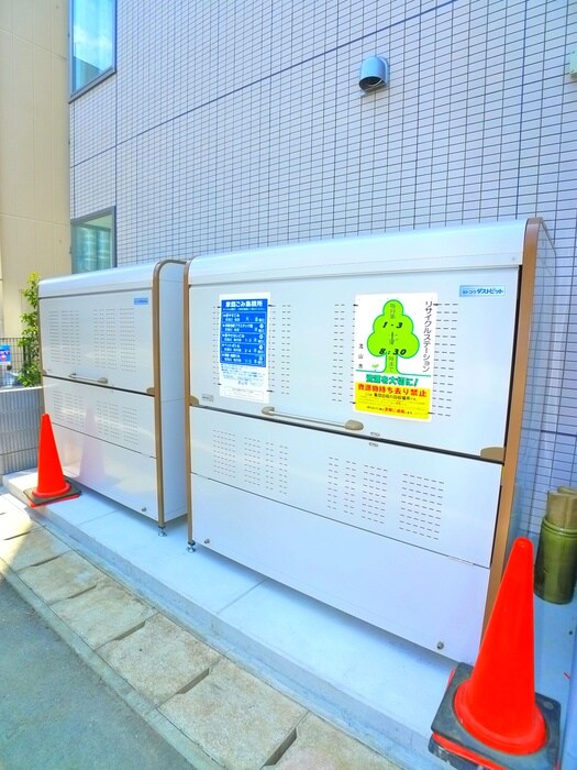 物件外観写真4　(建物設備)