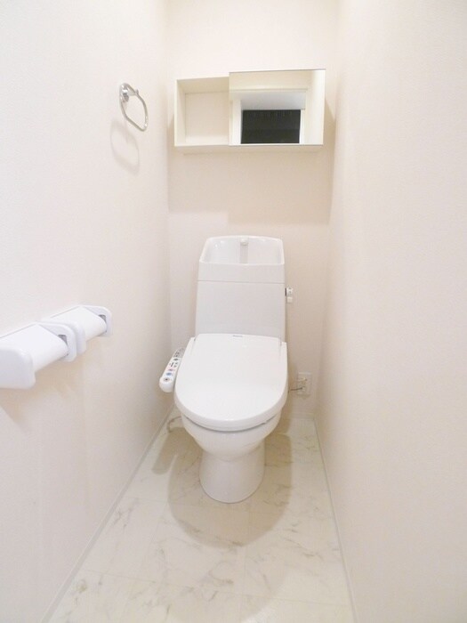 物件内観写真17　(トイレ)