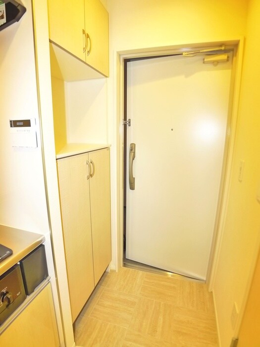 物件内観写真19　(玄関)