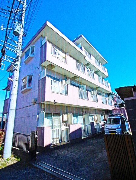 メゾンドール多摩外観写真