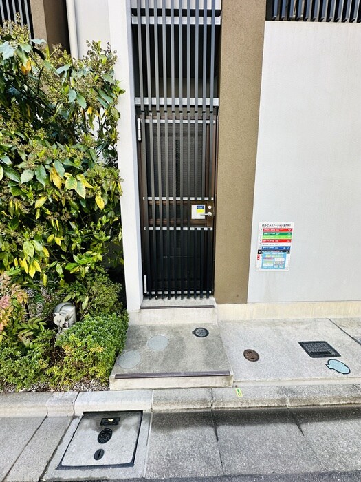 物件外観写真6　(建物設備)