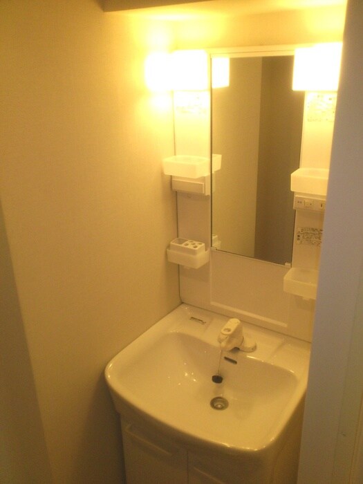 物件内観写真10　(洗面)