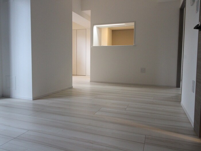 物件内観写真10　(居室)