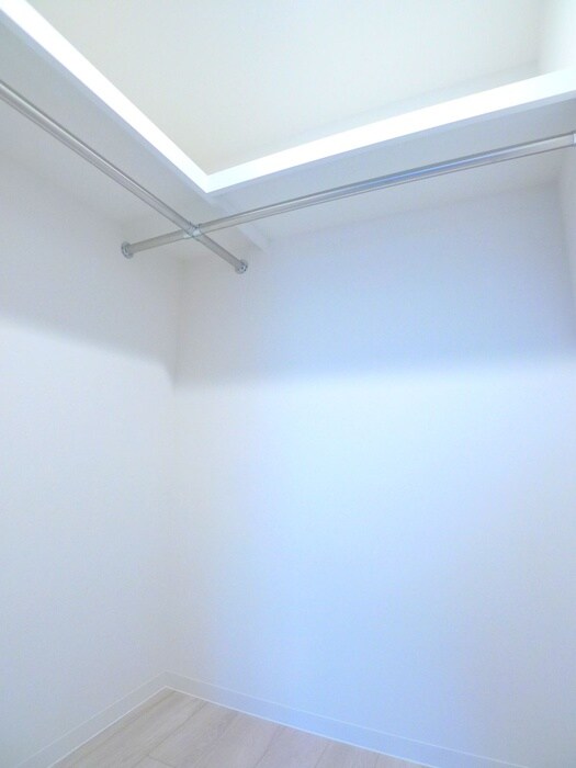 物件内観写真8　(収納)