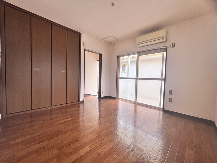 物件内観写真5　(居室)