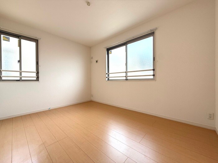 物件内観写真7　(居室)