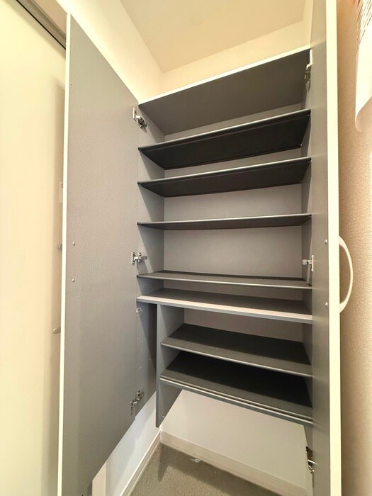 物件内観写真15　(靴箱)