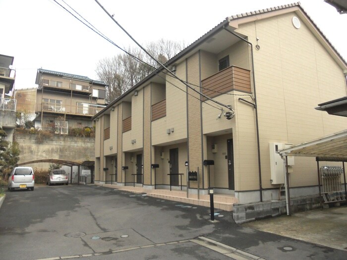 物件外観写真2　(外観写真)