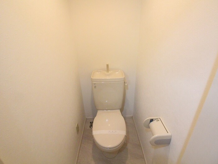 物件内観写真13　(トイレ)