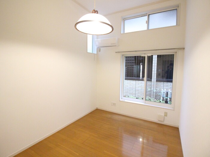 物件内観写真21　(居室)