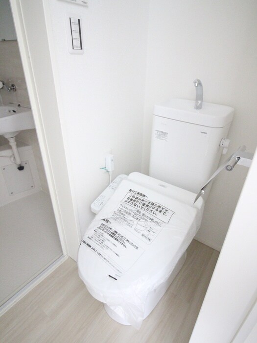 物件内観写真11　(トイレ)