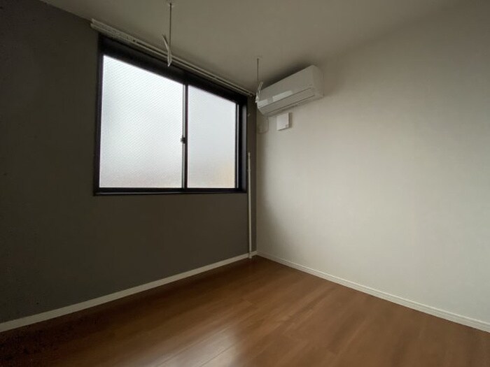 物件内観写真5　(居室)