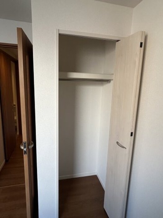 物件内観写真10　(収納)