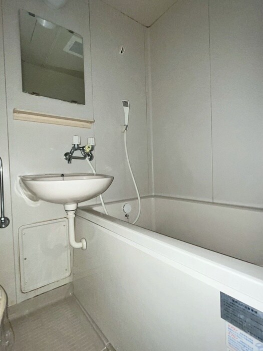 物件内観写真9　(洗面)