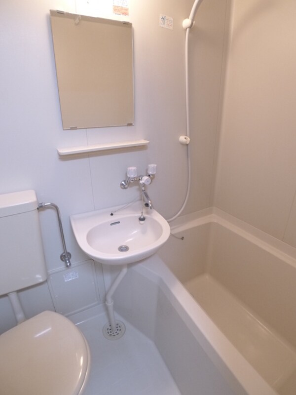 バス／シャワールーム等