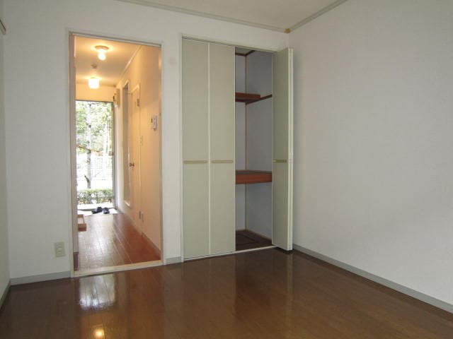 物件内観写真9　(収納)